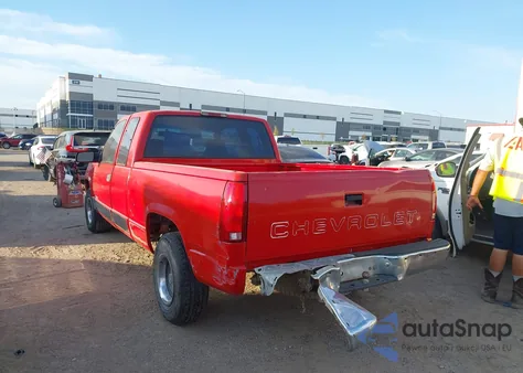 1998 Chevrolet C1500 Fleetside from USA, damaged, VIN 1GCEC19M7WE144438